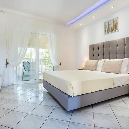 Suzanna Apartament *