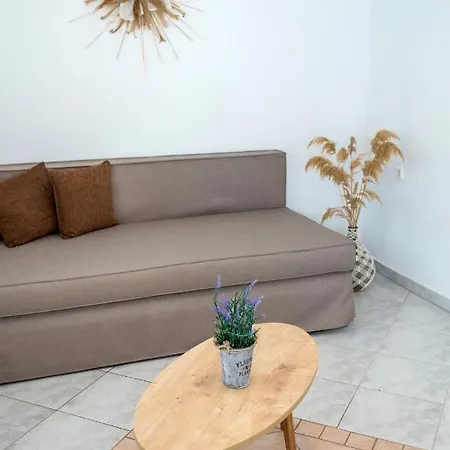 Apartment Studios Suzanna Potos